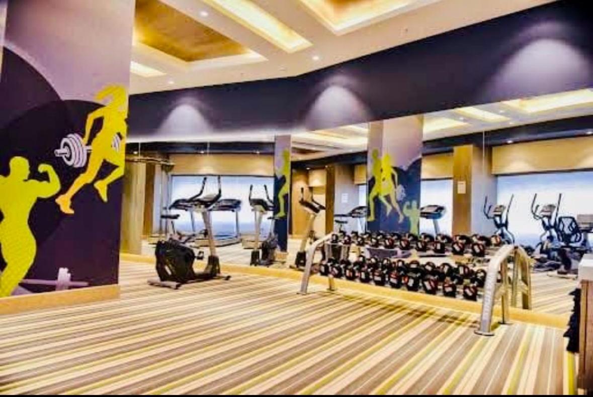 Country & By Migrolino Gomti Nagar 3*